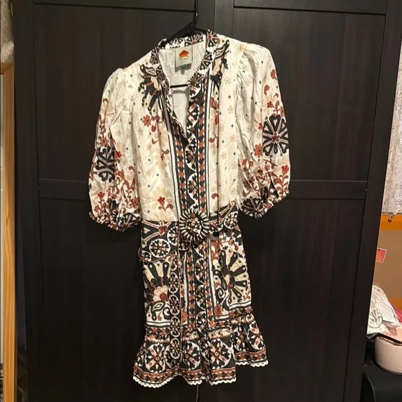 Farm Rio Flower Fan Tapestry Print Puff Sleeve Patterned Mini Dress - Picture 2 of 5